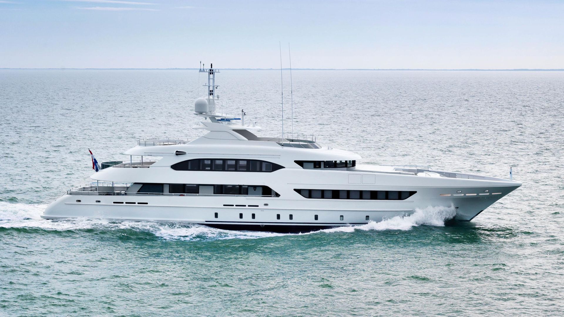 BOOK ENDS yacht (Heesen Yachts, 47m, 2017)